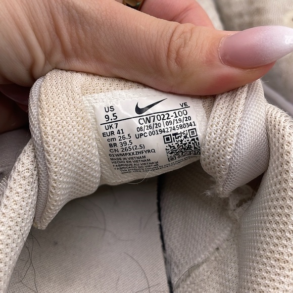 Nike | Renew In-Season TR 9 White Sneakers - Picture 4 of 5